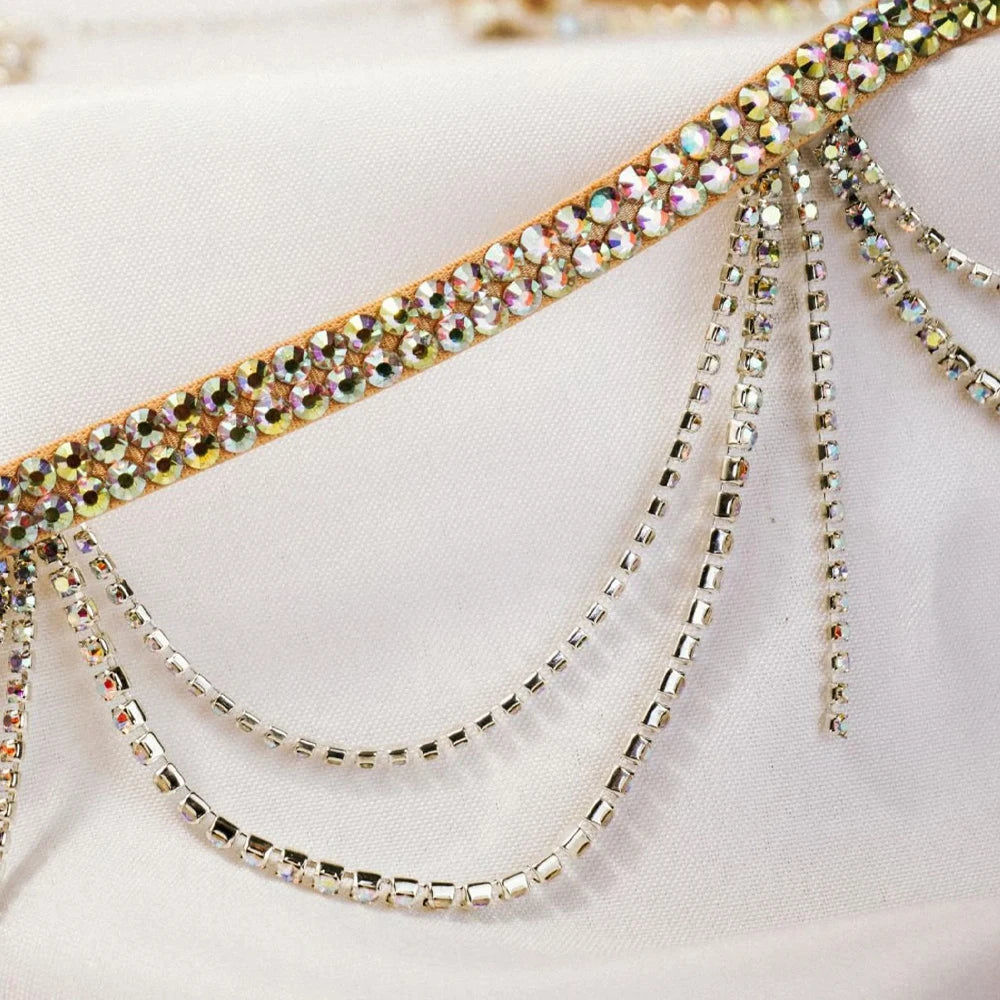 Smycke med strass